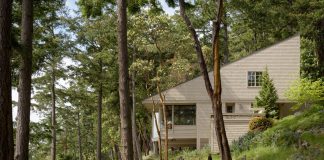 Blakely Island Artist Studio designed by American architect Olson Kundig.