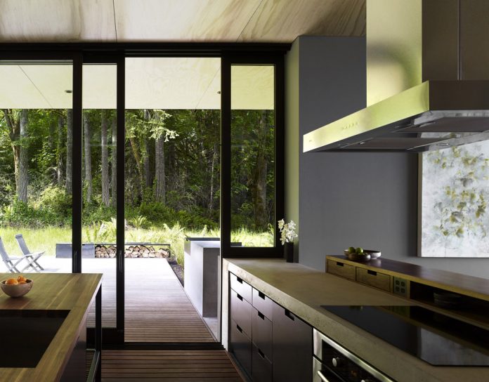 Case inlet retreat - architecture and interior design by mwworks.