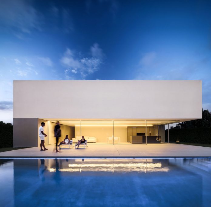 House of Silence by Fran Silvestre Arquitectos.