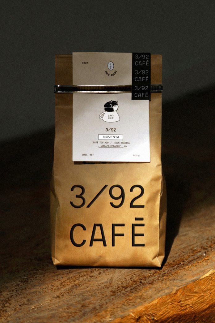 392/CAFÉ branding by Mexican graphic designer Karla Heredia Martínez.
