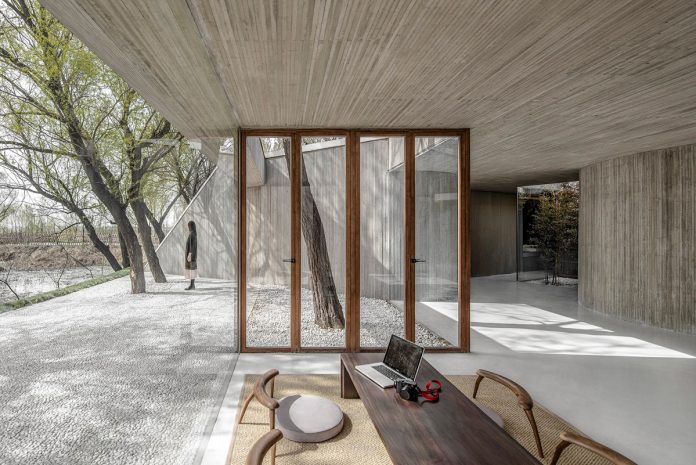Waterside Buddhist Shrine in China by Archstudio