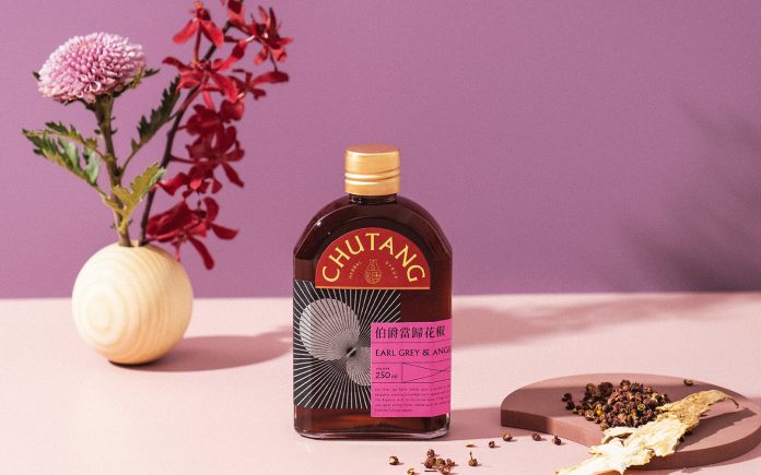 Packaging design by Midnight Design for the flavored syrups of CHUTANG.