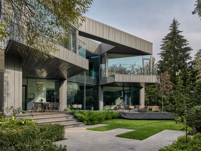 Silver Pine, SAOTA’s first completed architectural project in Russia.