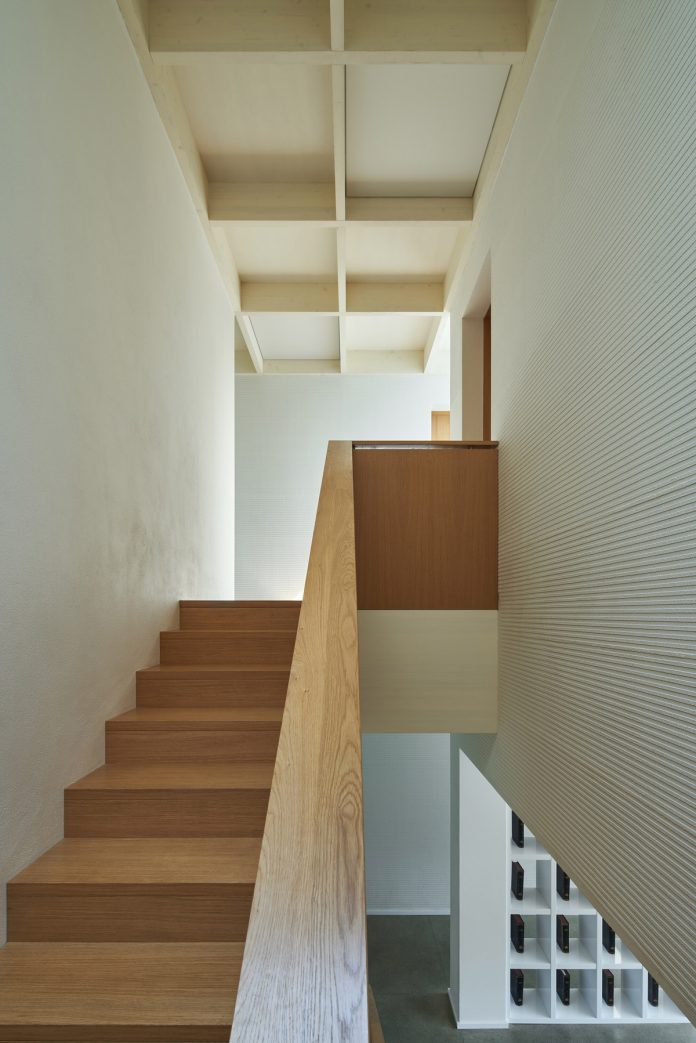 House Lhotka by SOA architekti and Richter Design
