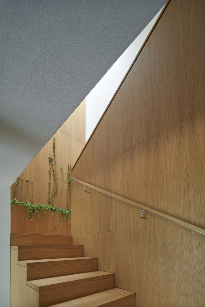 House Lhotka by SOA architekti and Richter Design