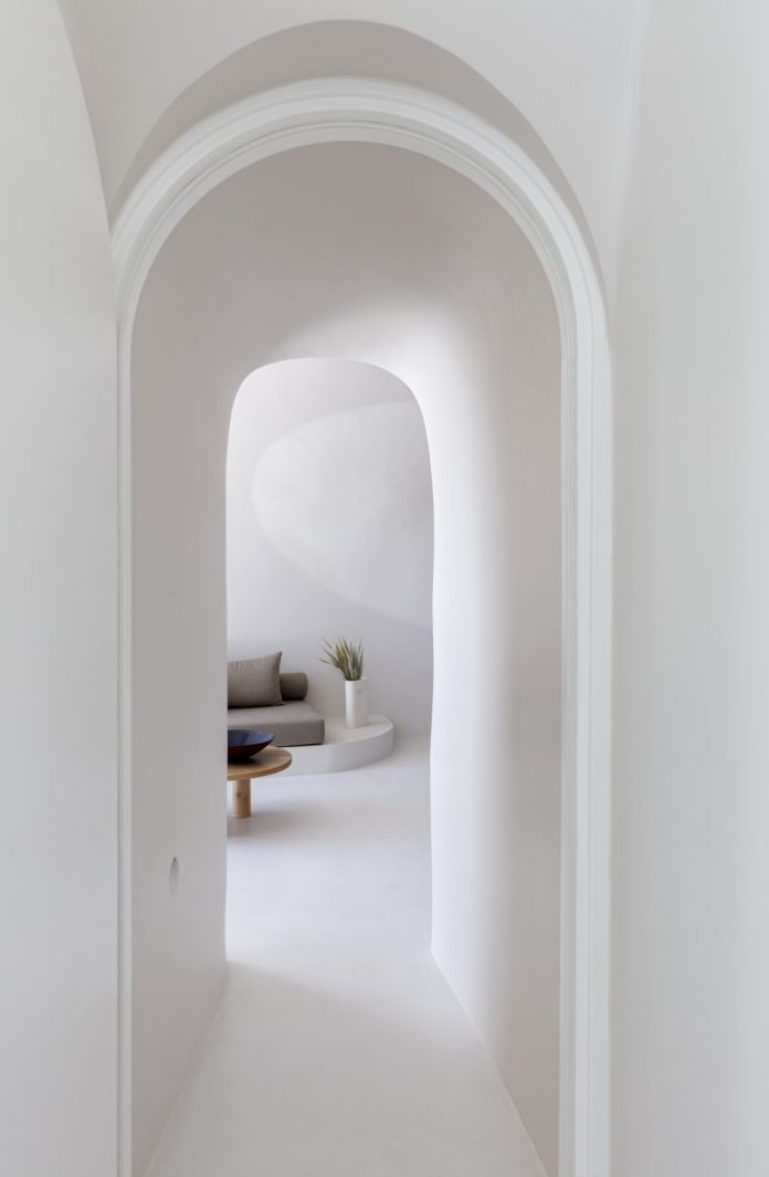 Santorini, Greece, Summer Residence in Imerovigli II by Kapsimalis Architects