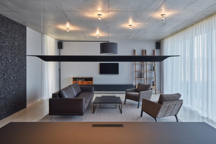 Kostelec Residence by the architects of studio ADR