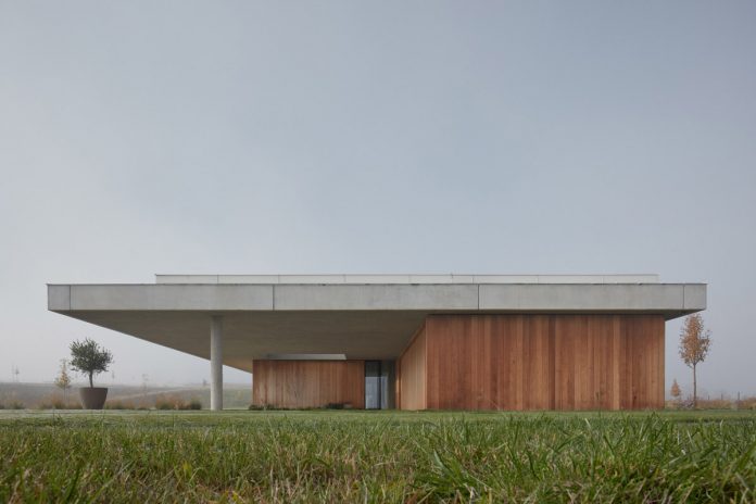 Kostelec Residence by the architects of studio ADR