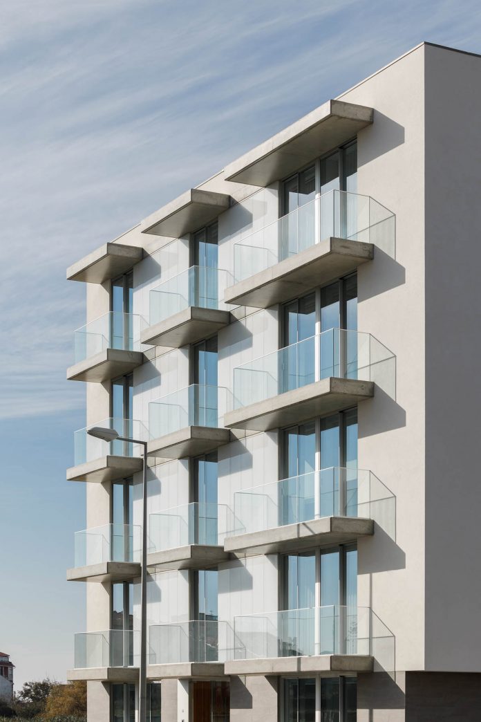 Multifamily building in Aveiro by studio Sonia Cruz Arquitectura