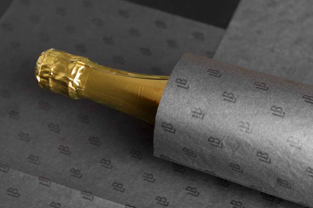 LES BULLES Corporate Identity Design by Studio Marcus Kraft.