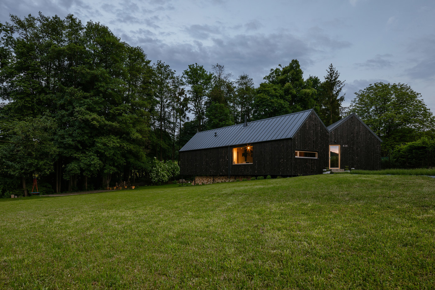 House with In-law Suite by KLAR architects