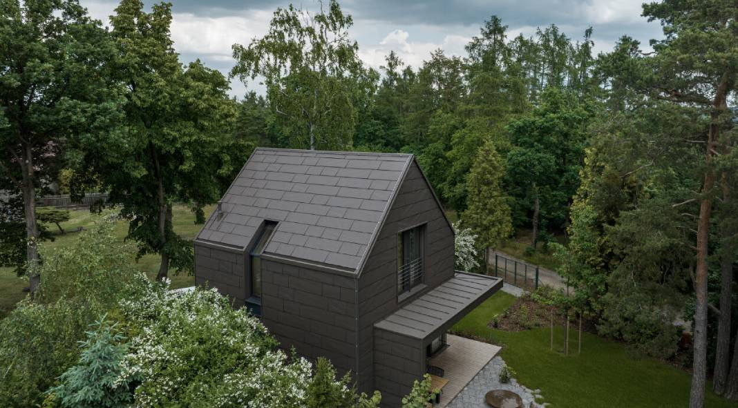 Archicraft designed a serene woodland retreat near Prague. Archicraft designed a serene woodland retreat near Prague.