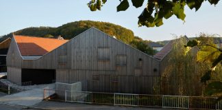 New House with Old Mill by RDTH architekti