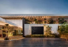 Lagoon Villa by SAOTA