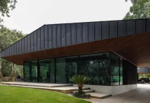 CC House – Quinta dos Carvalhos, by inception architects studio, recently photographed by Ivo Tavares